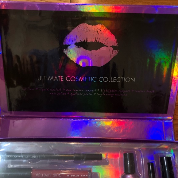 Max Studio Cosmetic - Picture 6 of 8